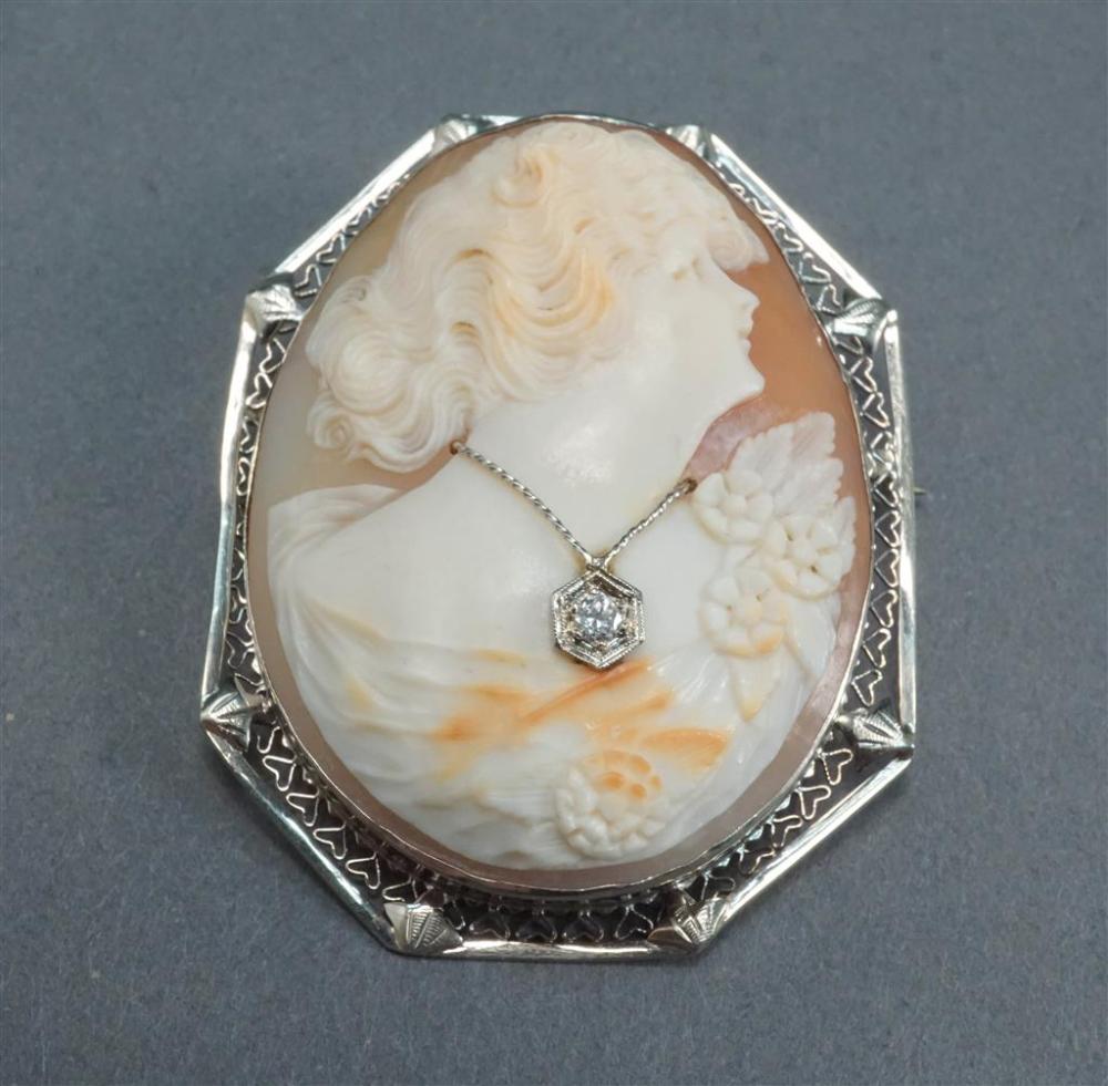 14 KARAT WHITE GOLD SHELL CAMEO 3276cb