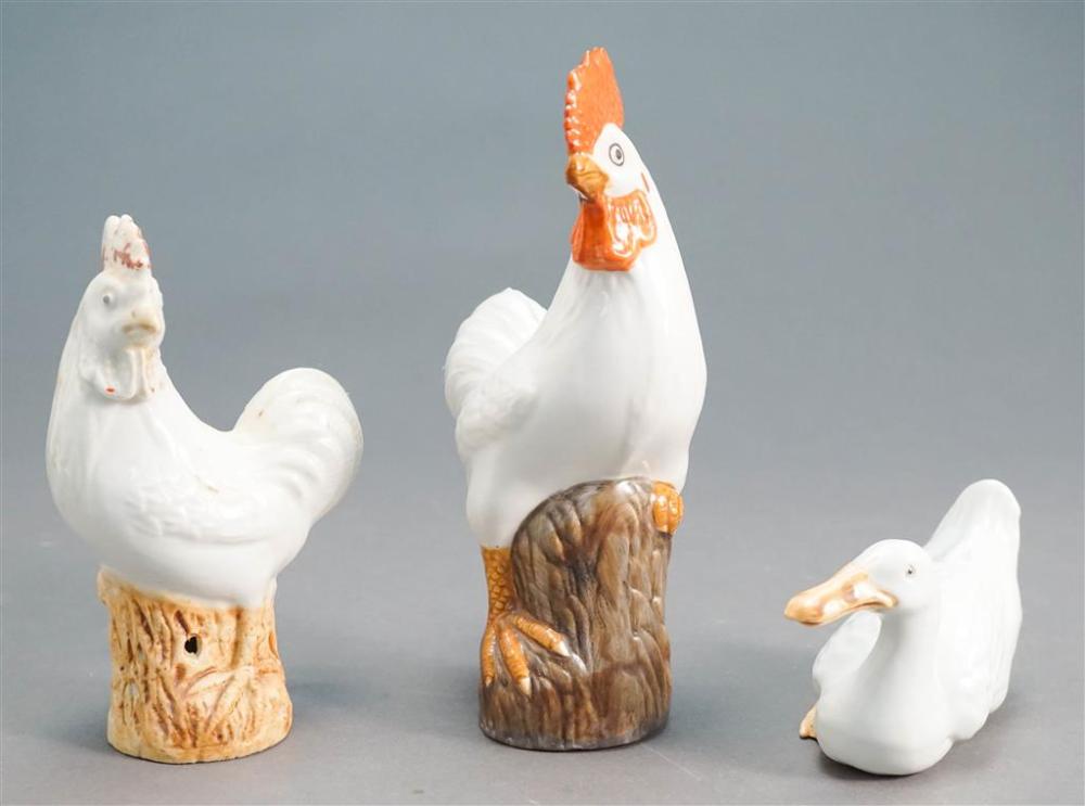 CHINESE PORCELAIN FIGURES OF ROOSTERS