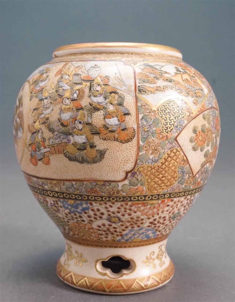 SATSUMA EARTHENWARE SMALL URN (LID