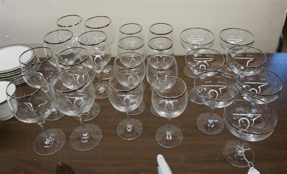 SET WITH 23 LENOX SILVER RIMMED 3279a6