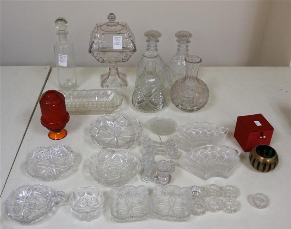 COLLECTION WITH PRESSED GLASS,