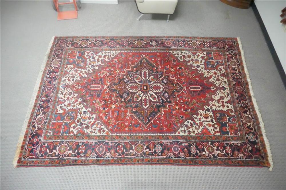 HERIZ RUG, 10 FT 1 IN X 6 FT 10