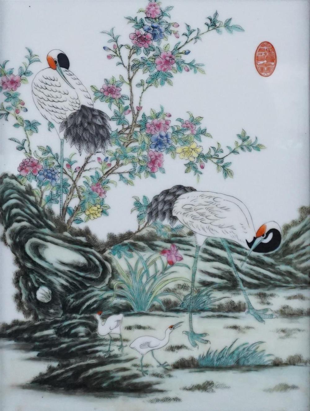 CHINESE PORCELAIN PLAQUE IN A HARDWOOD 327f57