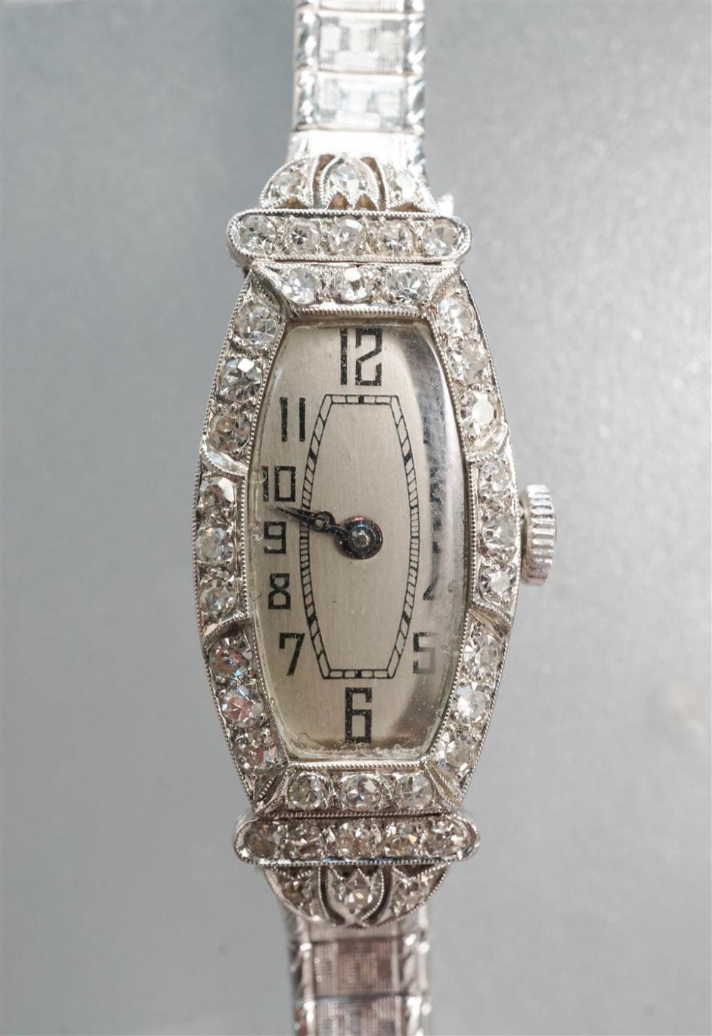 PLATINUM AND DIAMOND QUARTZ WRISTWATCH