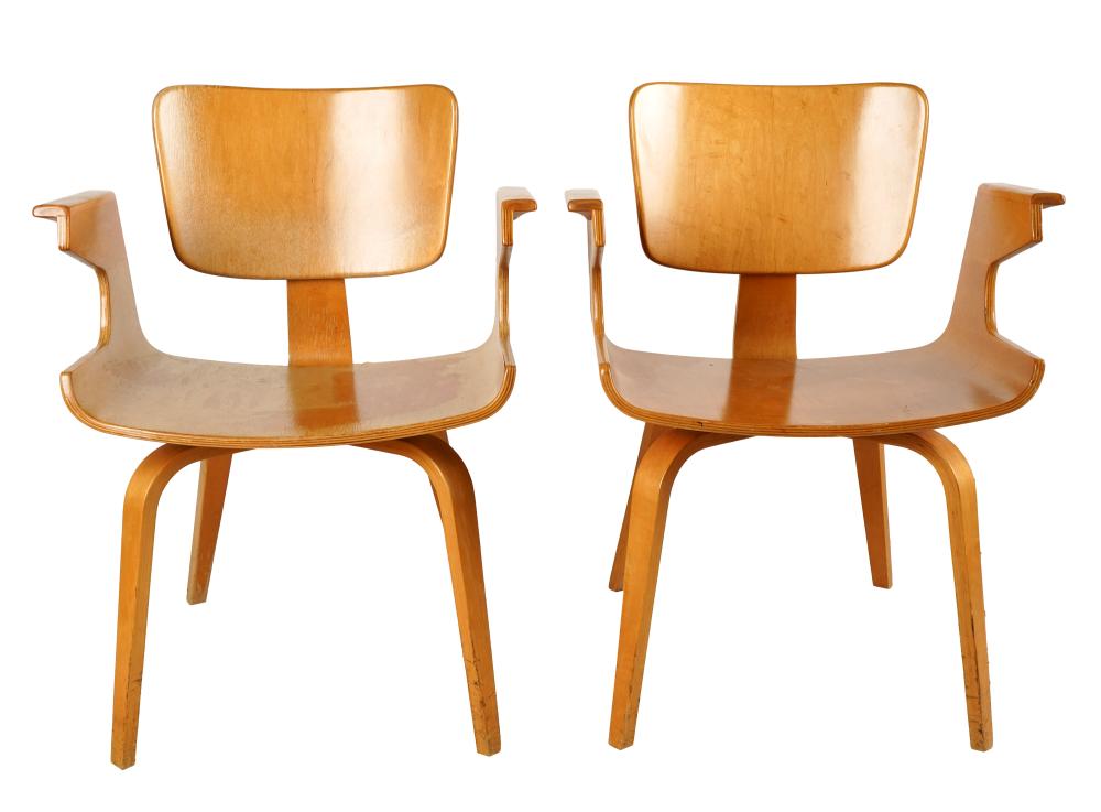 PAIR OF THONET ARMCHAIRS1950s  325b01