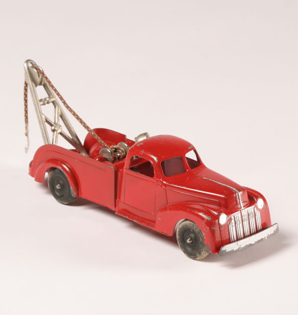 Vintage Hubley wrecker truck with mechanical