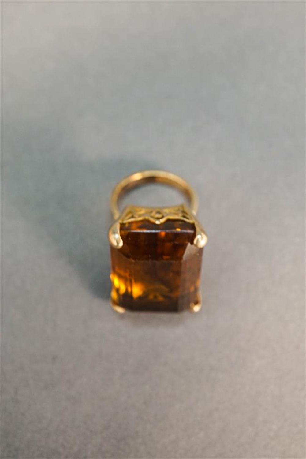 14-KARAT YELLOW-GOLD CITRINE RING