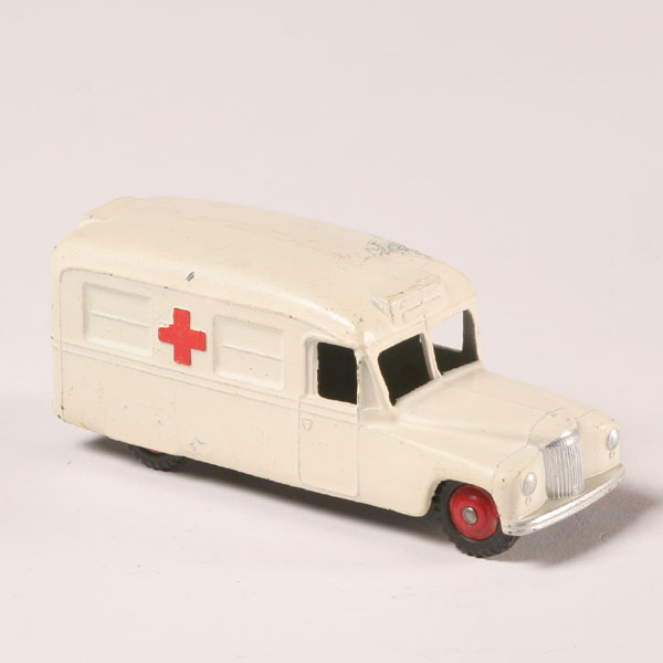 Dinky toy vintage Daimler ambulance  5092b