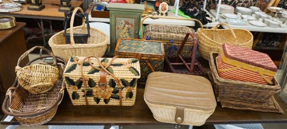 RATTAN WICKER AND OTHER BASKETS 325c6e