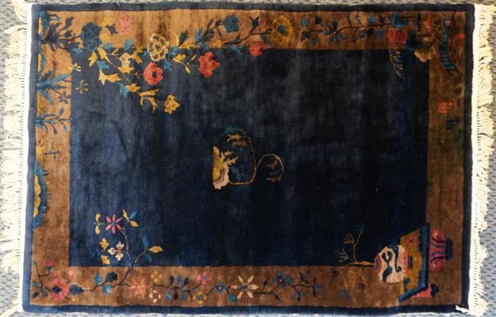 CHINESE SCATTER RUG 5 FT 8 IN X 325c98