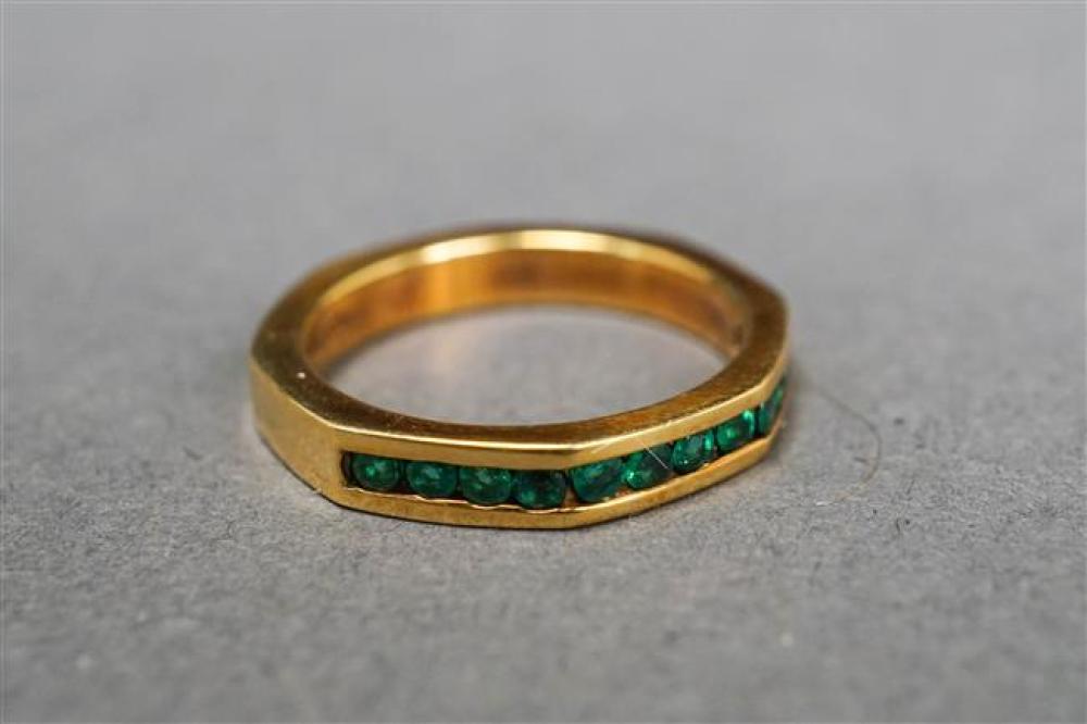 18 KARAT YELLOW GOLD AND EMERALD 325d78