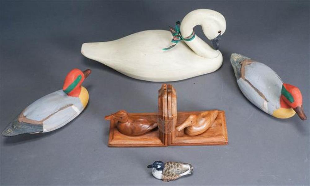 FOUR CARVED WOOD BIRD FIGURINES AND