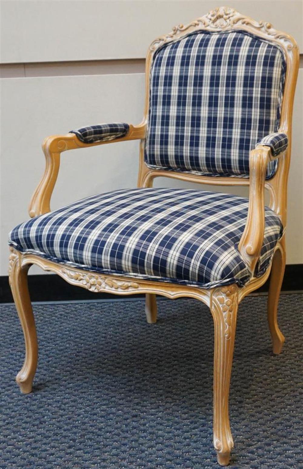 PROVINCIAL STYLE PICKLED WOOD UPHOLSTERED 325f2f
