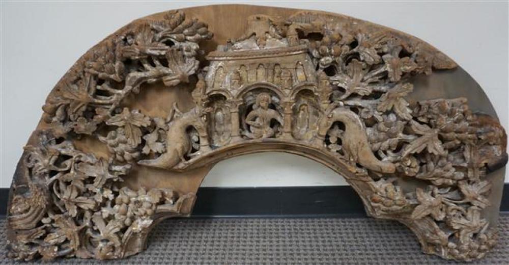 CHINESE RELIEF CARVED OVER DOOR 325f7e