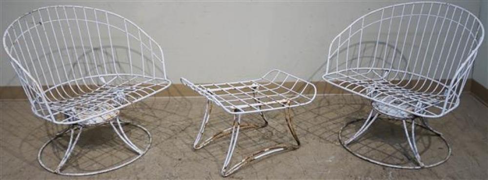 PAIR WHITE PAINTED WROUGHT IRON 32607a