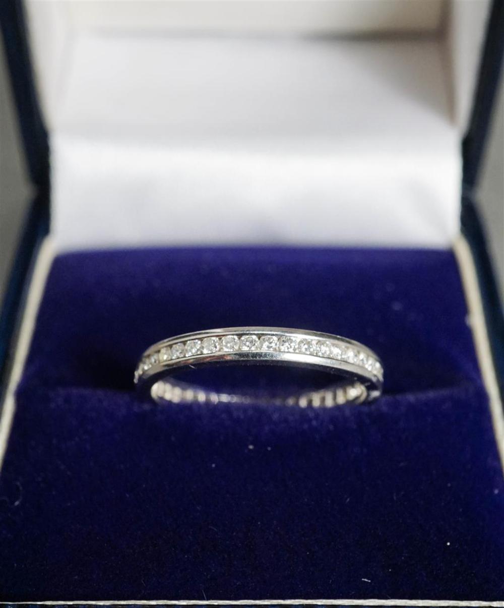 PLATINUM AND DIAMOND ETERNITY BAND  326181