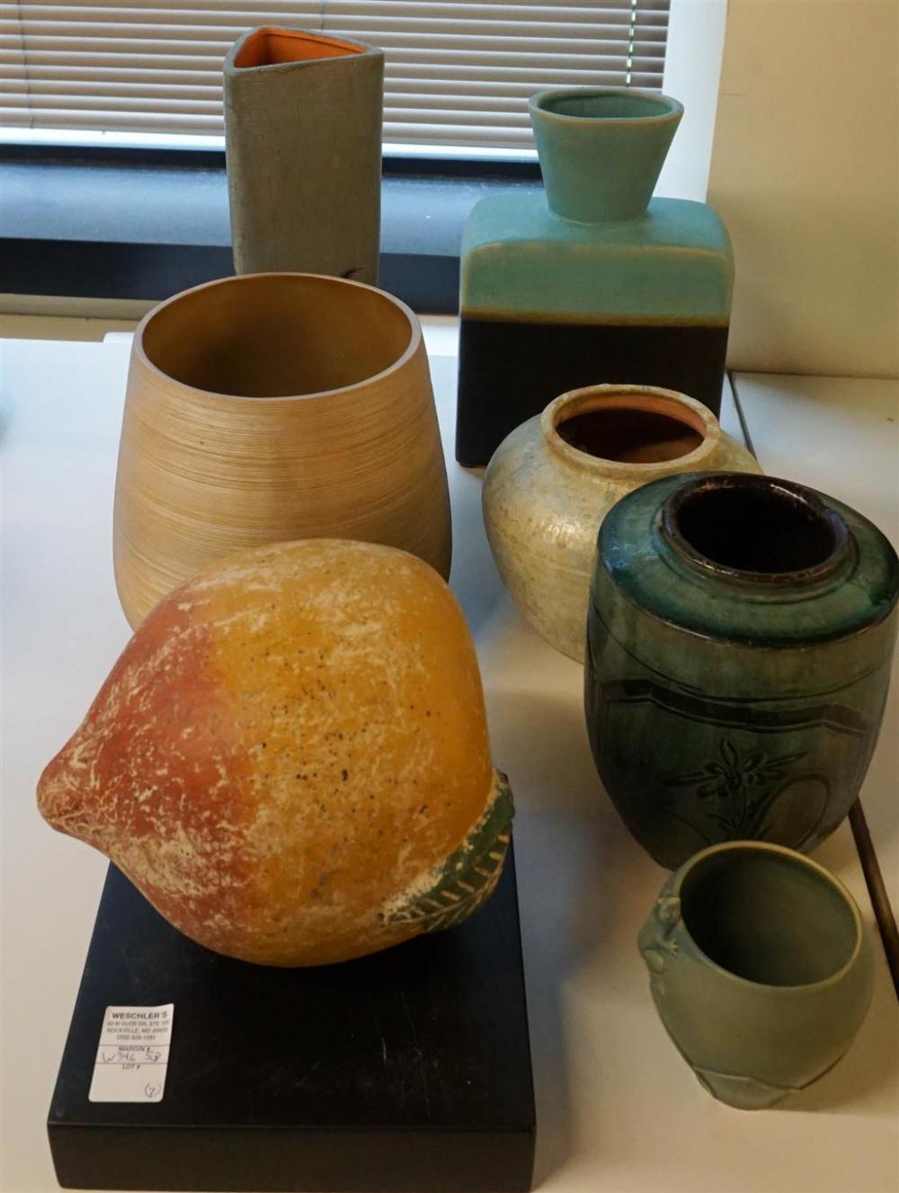 SIX CONTEMPORARY CERAMIC AND POTTERY