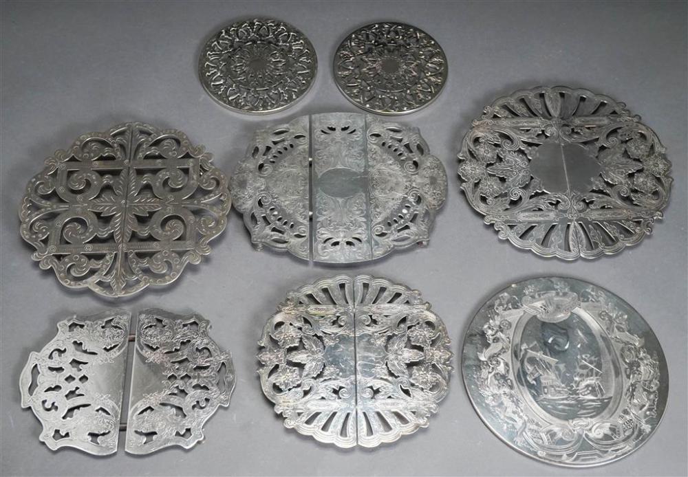 COLLECTION OF SILVER PLATED TRIVETSCollection 326260