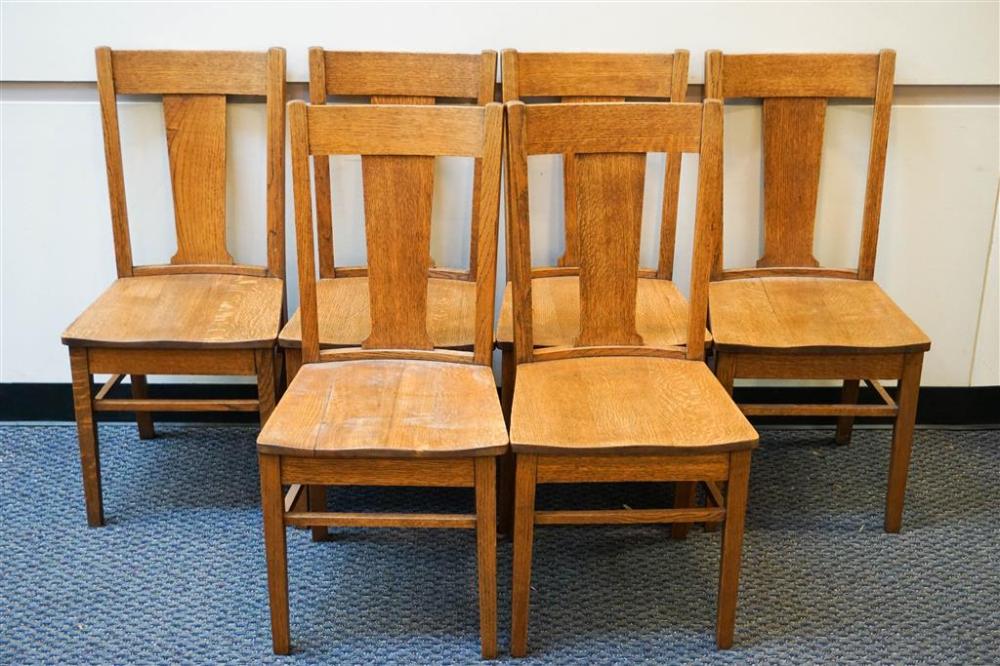 SET WITH SIX EARLY AMERICAN STYLE OAK