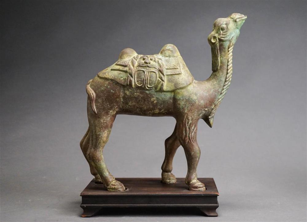 PATINATED METAL FIGURE OF A CAMEL