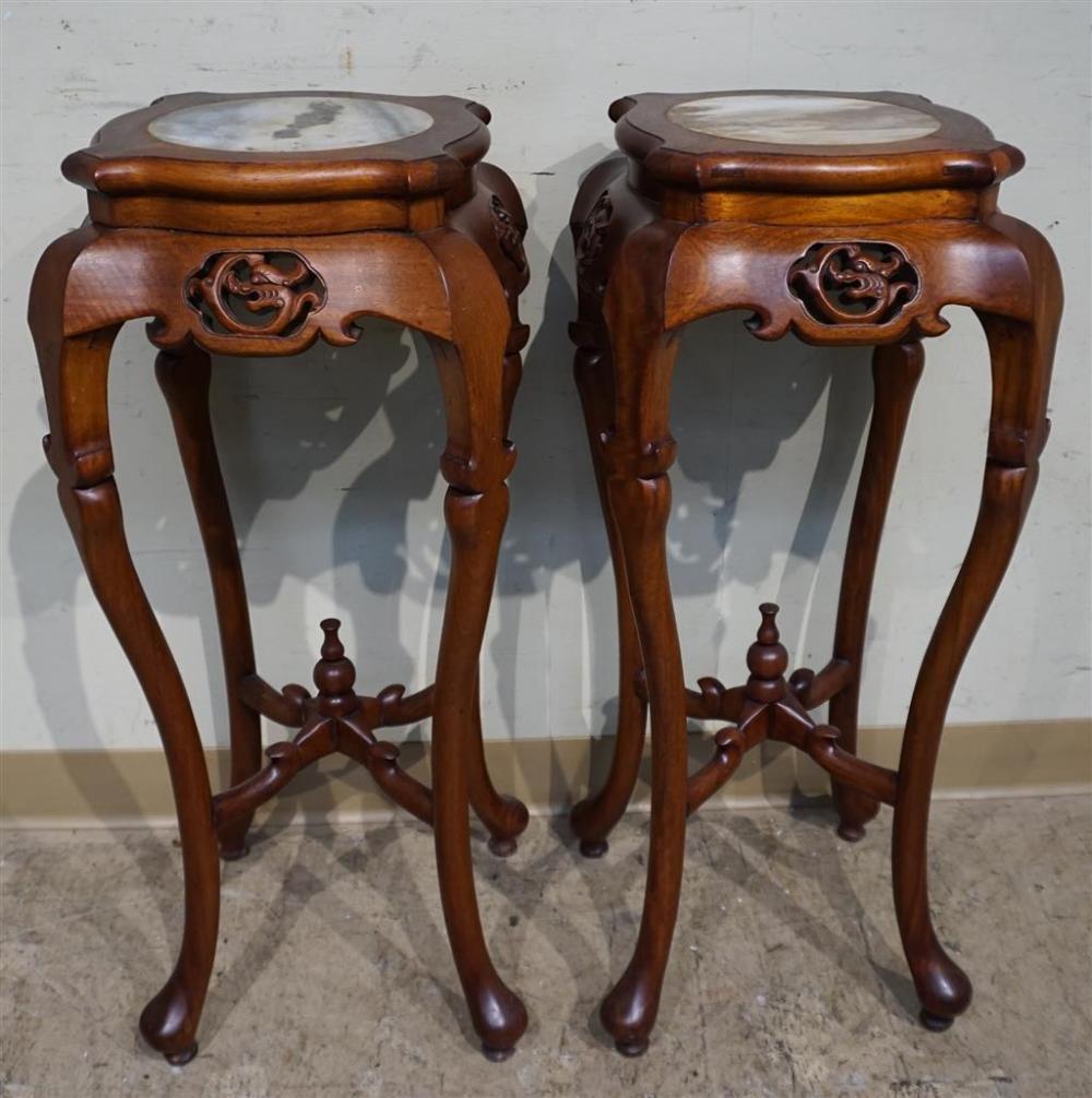 PAIR CHINESE CARVED ROSEWOOD AND 3264ac