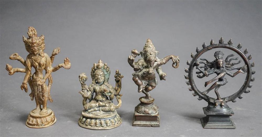 FOUR INDIAN BRONZE AND PATINATED 326582