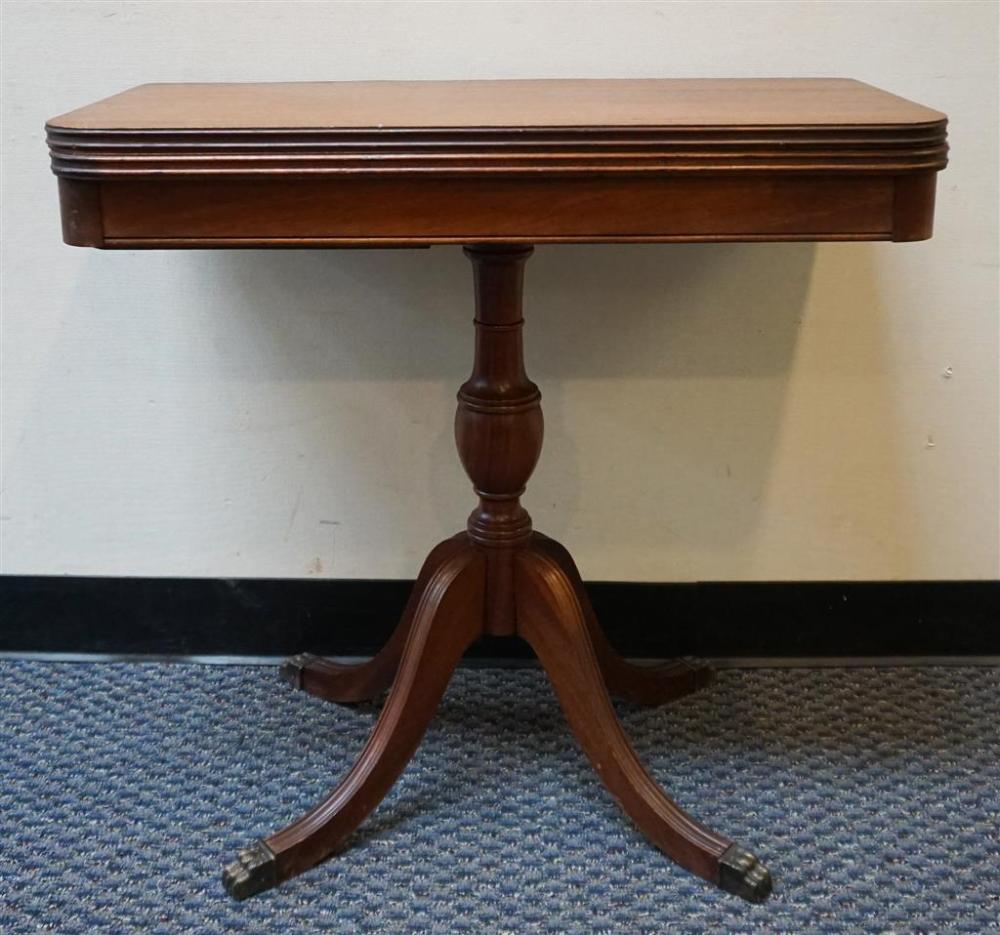 FEDERAL STYLE MAHOGANY GAMES TABLE  3265e0