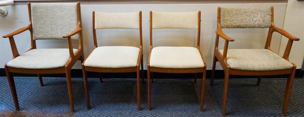 SET WITH FOUR MID CENTURY MODERN 3266cb
