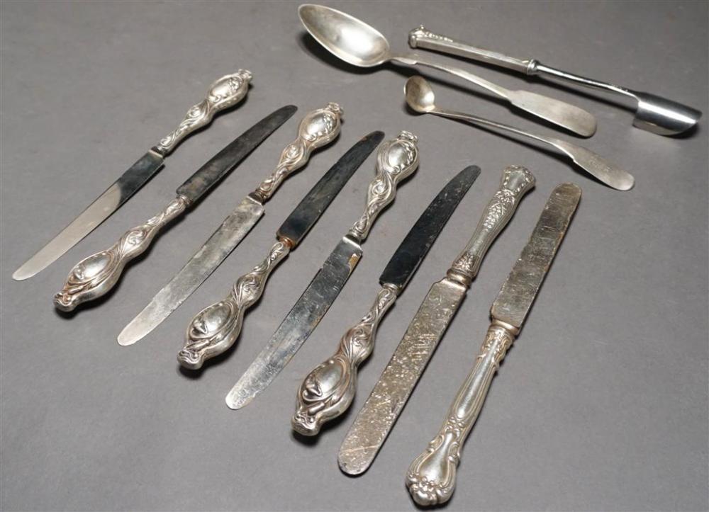 GROUP WITH TWO LOW PURITY FLATWARE 326754