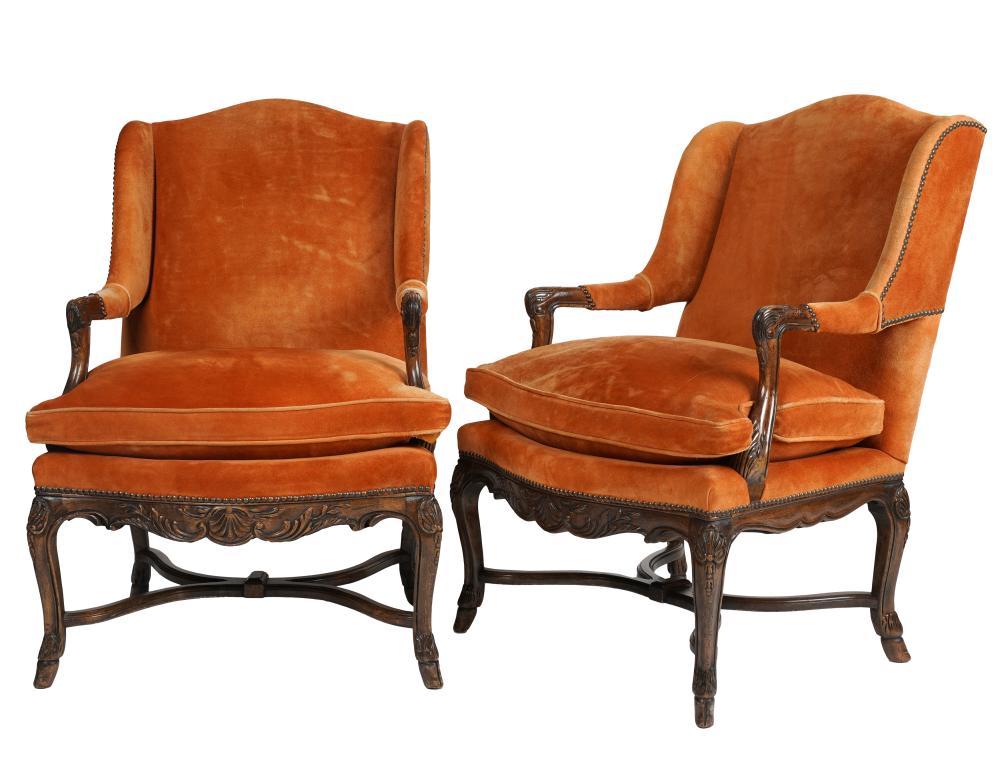 PAIR OF FRENCH PROVINCIAL STYLE 326981