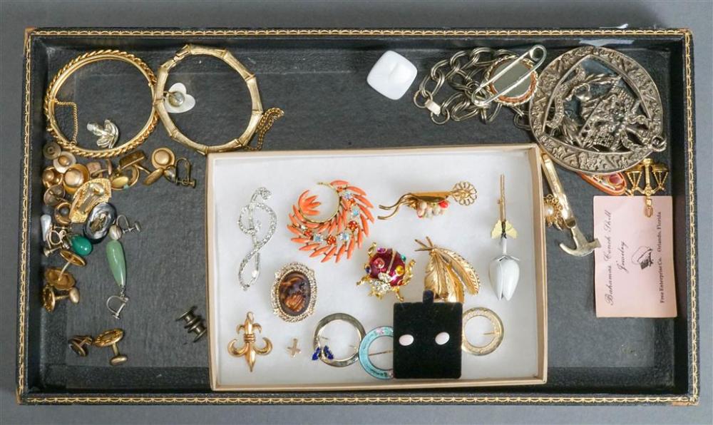 COLLECTION OF COSTUME JEWELRY,