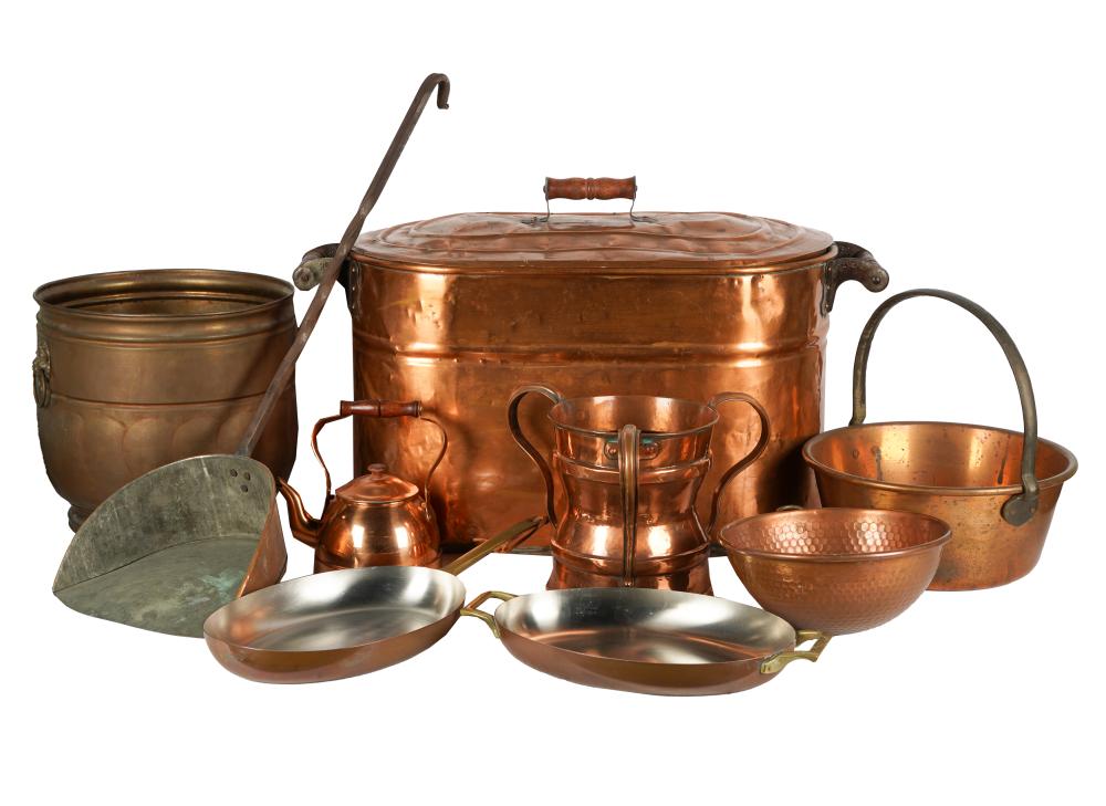 COLLECTION OF COPPER COOKWARE & VESSELScomprising