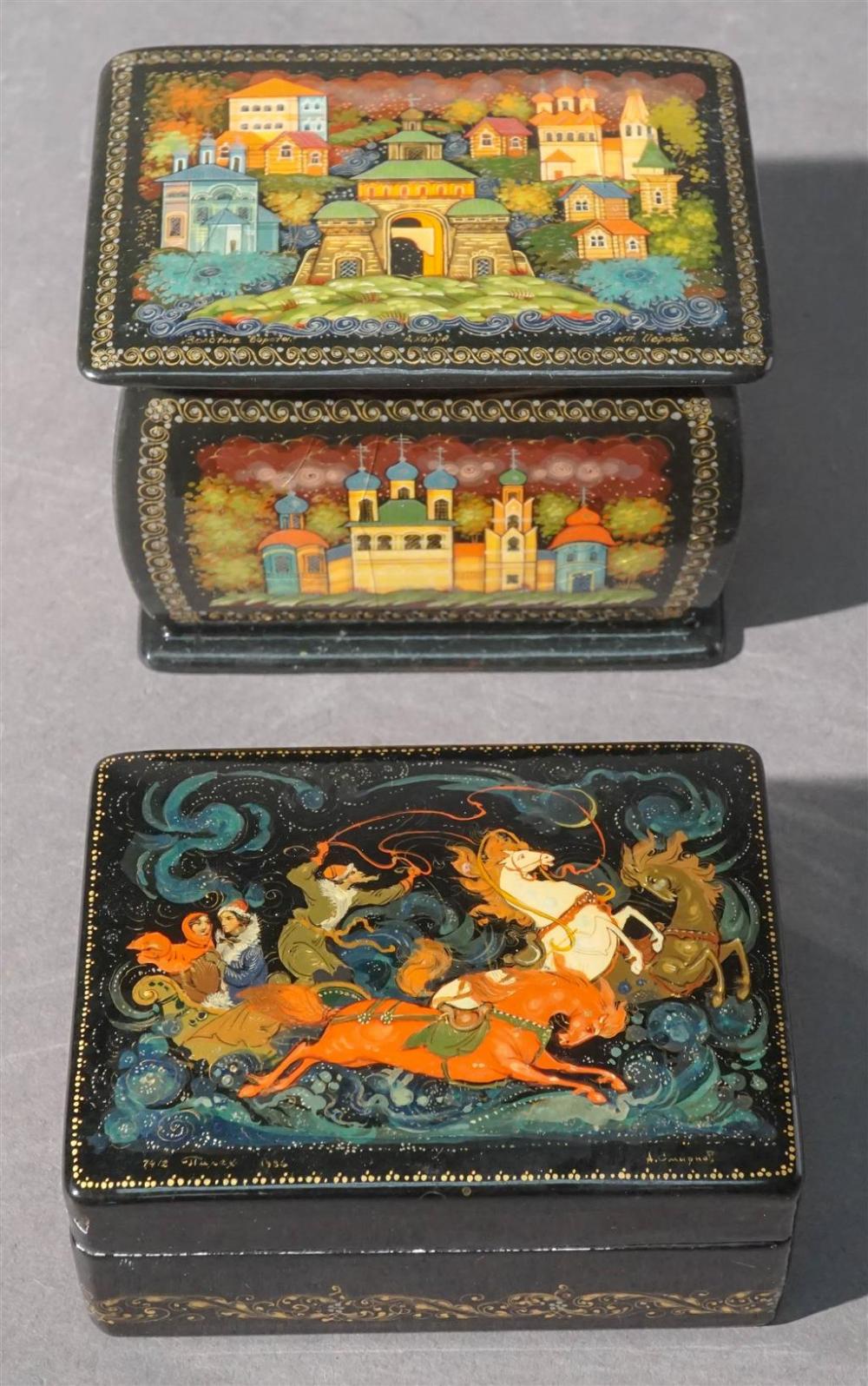 TWO RUSSIAN LACQUER BOXESTwo Russian