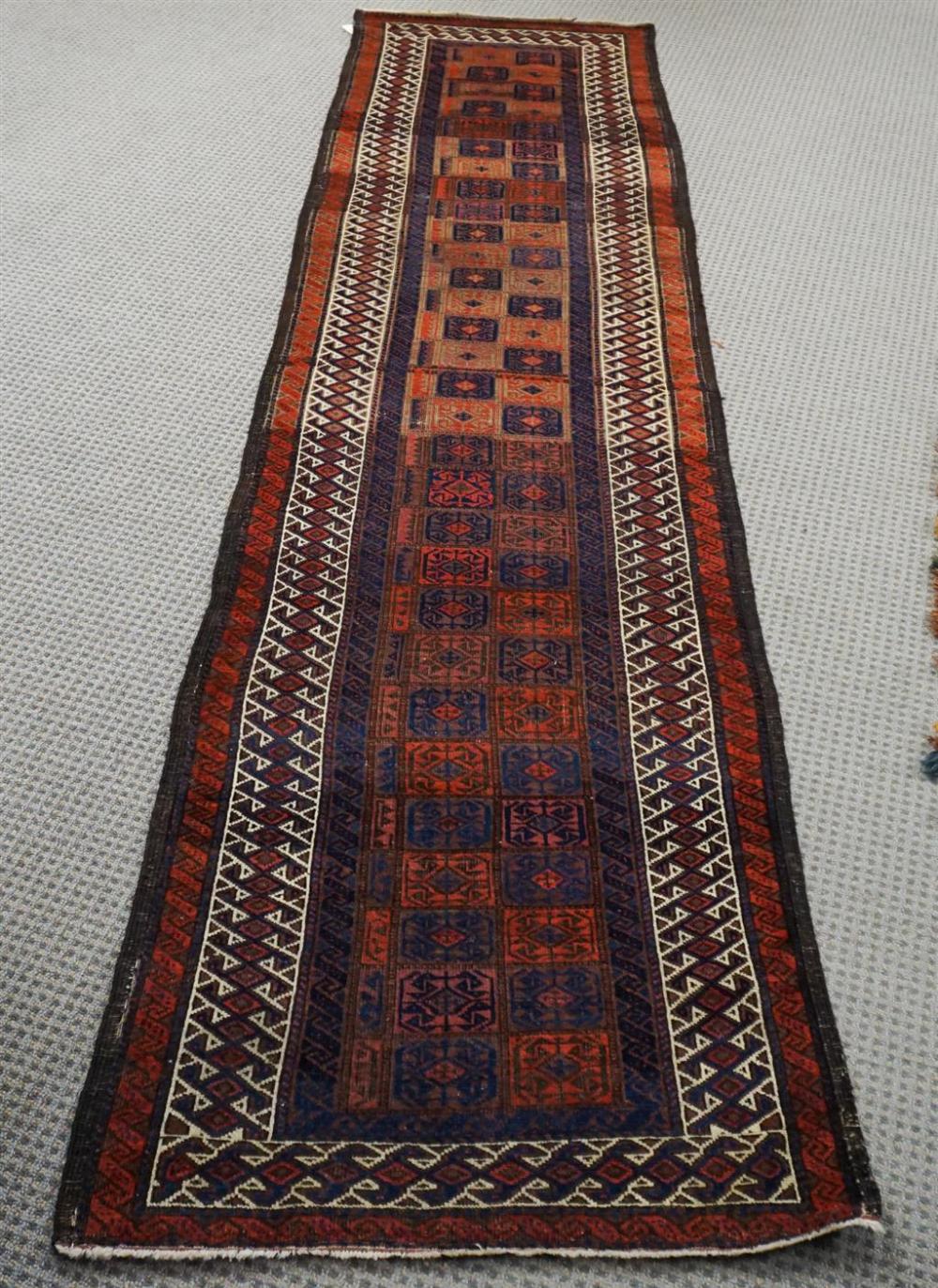 BELOUCHISTAN RUNNER 10 FT 3 IN 329401