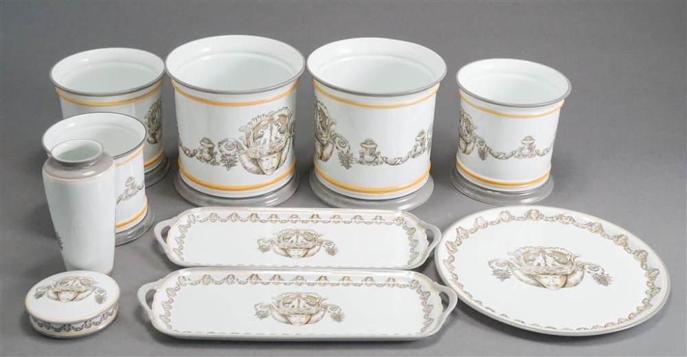 TEN LIMOGES CLASSICAL DECORATED 329588