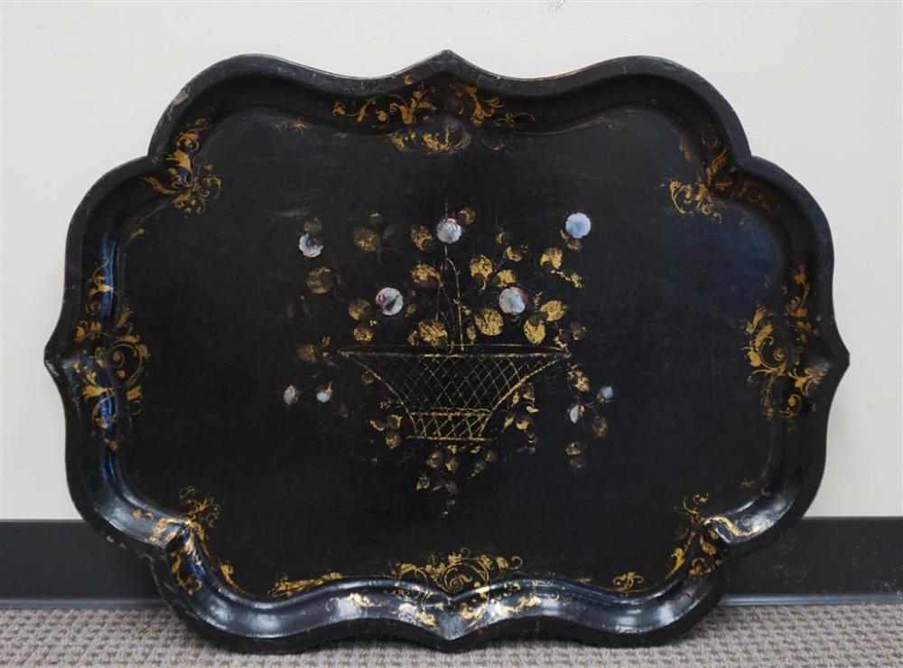 VICTORIAN JAPANNED AND GILT DECORATED 32968a