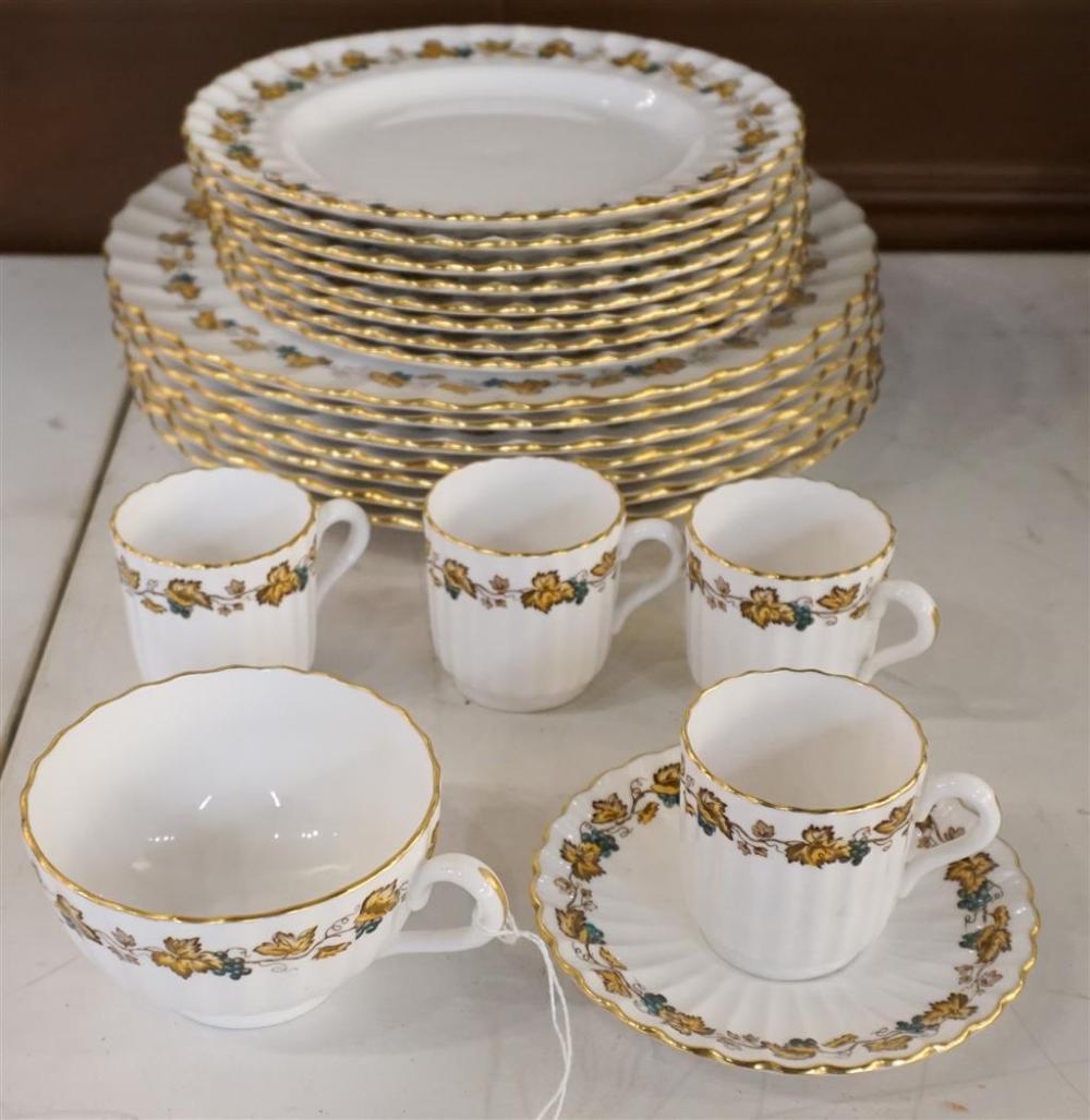 SPODE PORCELAIN 20-PIECE PARTIAL