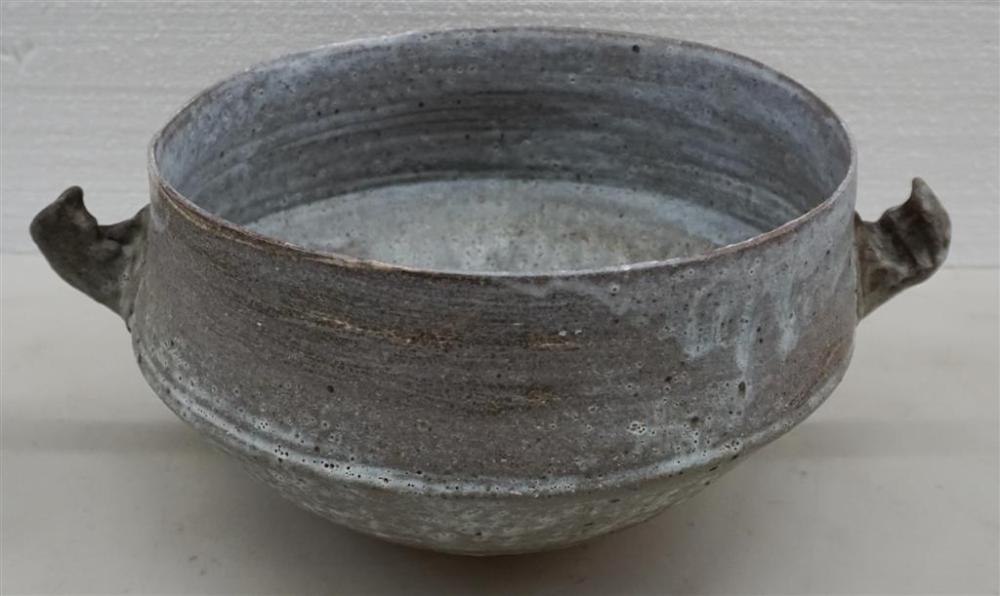 LARGE GRAY STONEWARE CENTERPIECELarge