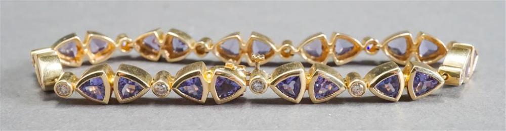 14 KARAT YELLOW GOLD TANZANITE 329991