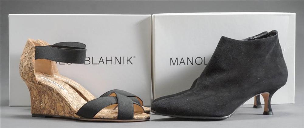 MANOLO BLAHNIK BLACK SUEDE BOOTIES