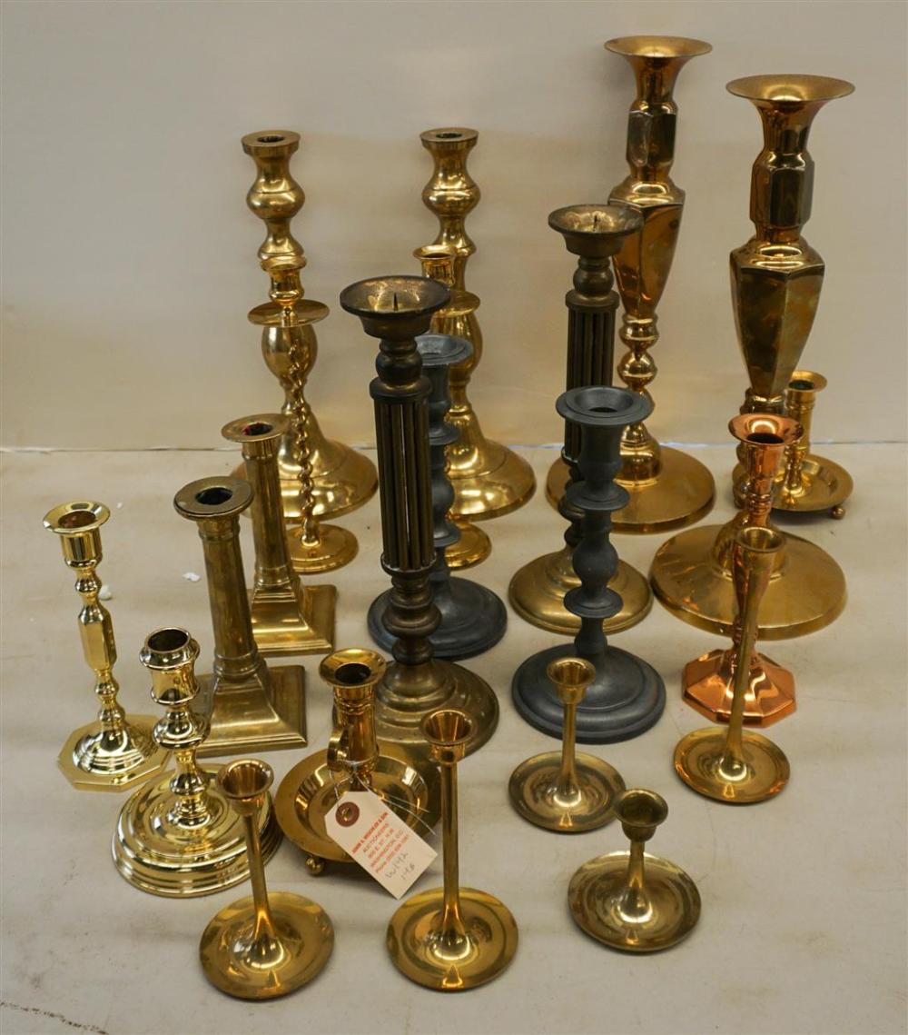 COLLECTION WITH ASSORTED BRASS 329a3f