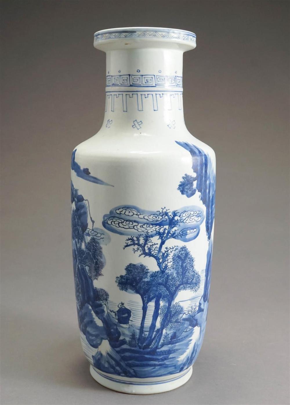 CHINESE BLUE AND WHITE PORCELAIN