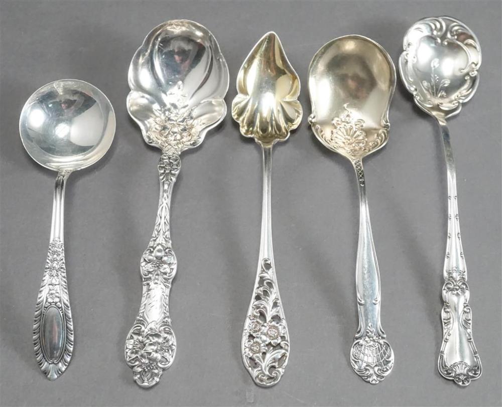 FIVE ASSORTED AMERICAN STERLING SILVER