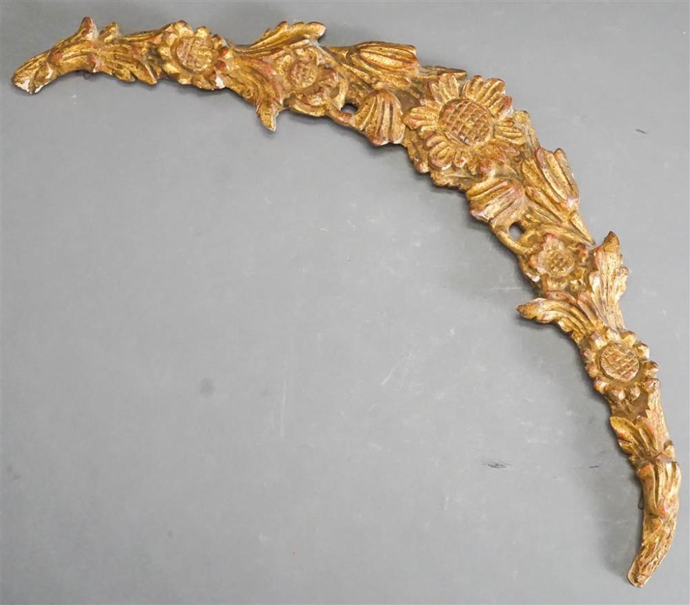 ITALIAN CARVED GILTWOOD HANGING 329cdd