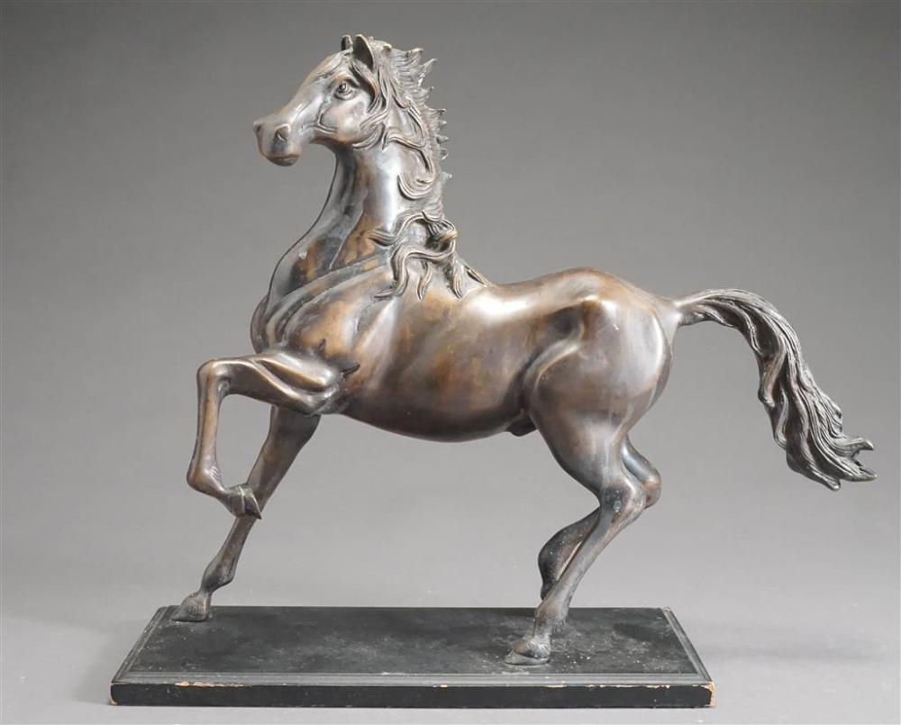 BRONZE FIGURE OF A HORSE   329d2a