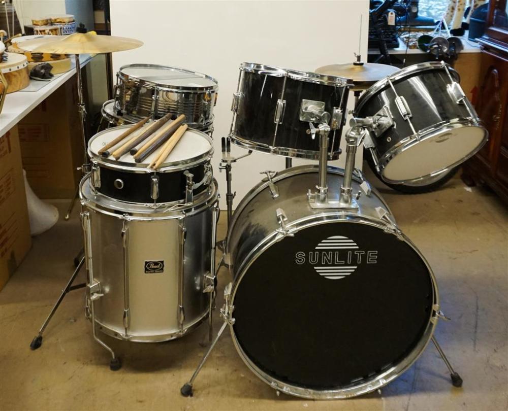 ASSEMBLED DRUM SET BY SUNLITE AND