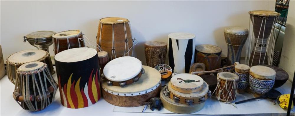 COLLECTION WITH INTERNATIONAL DRUMS