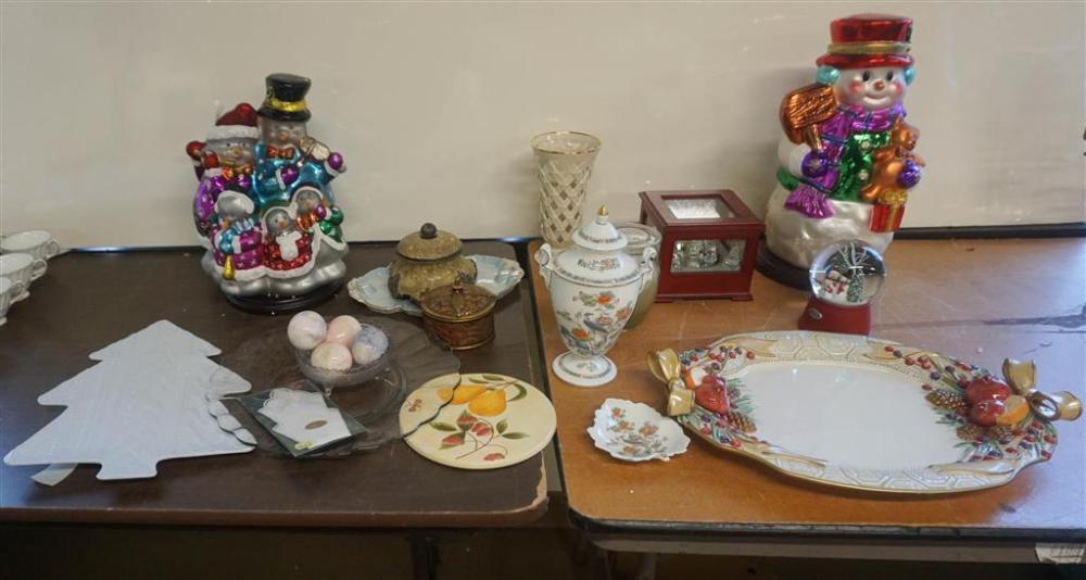 CHRISTMAS DECORATIONS, WEDGWOOD COVERED