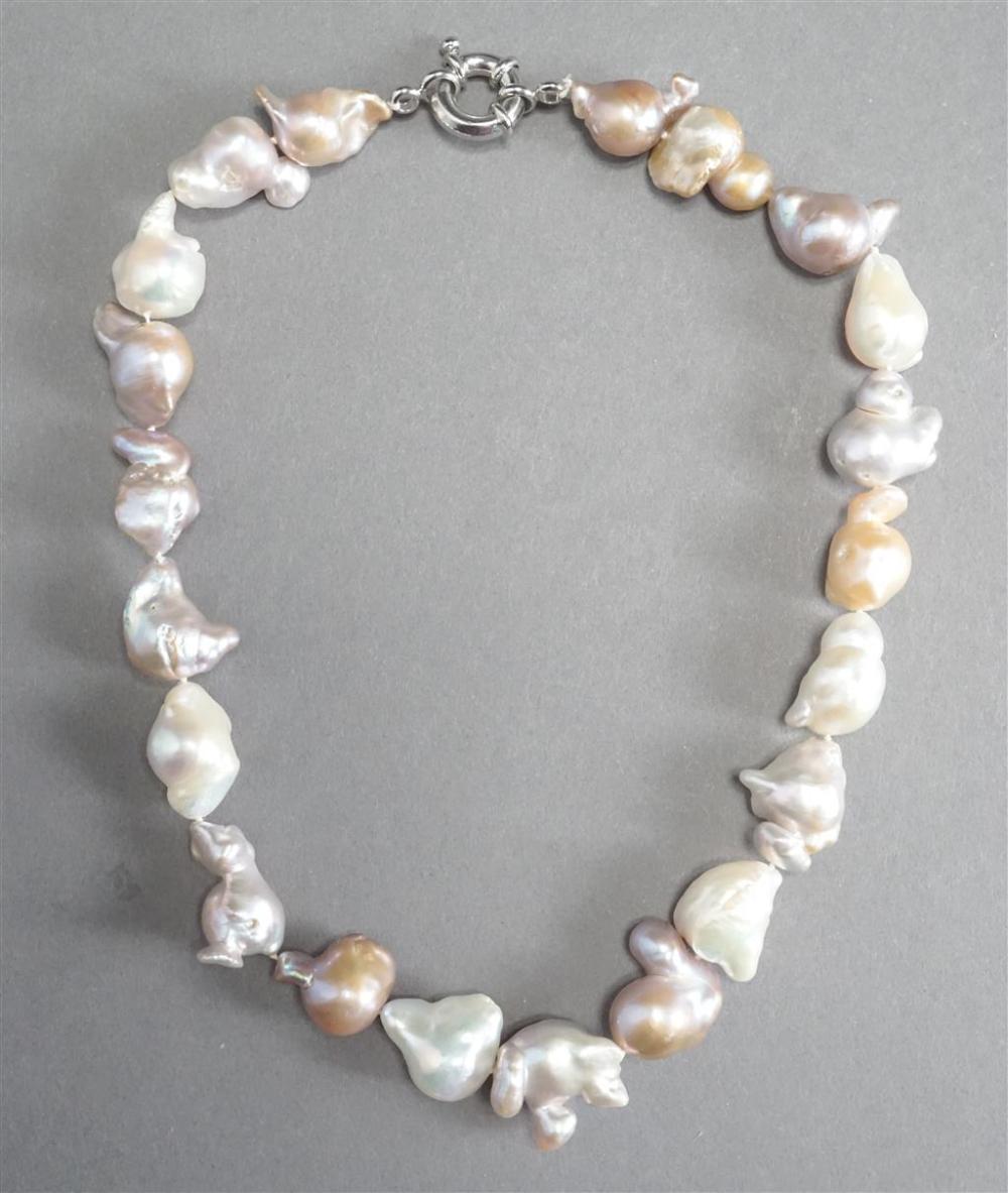 MULTICOLOR BLISTER PEARL NECKLACE  32a15d