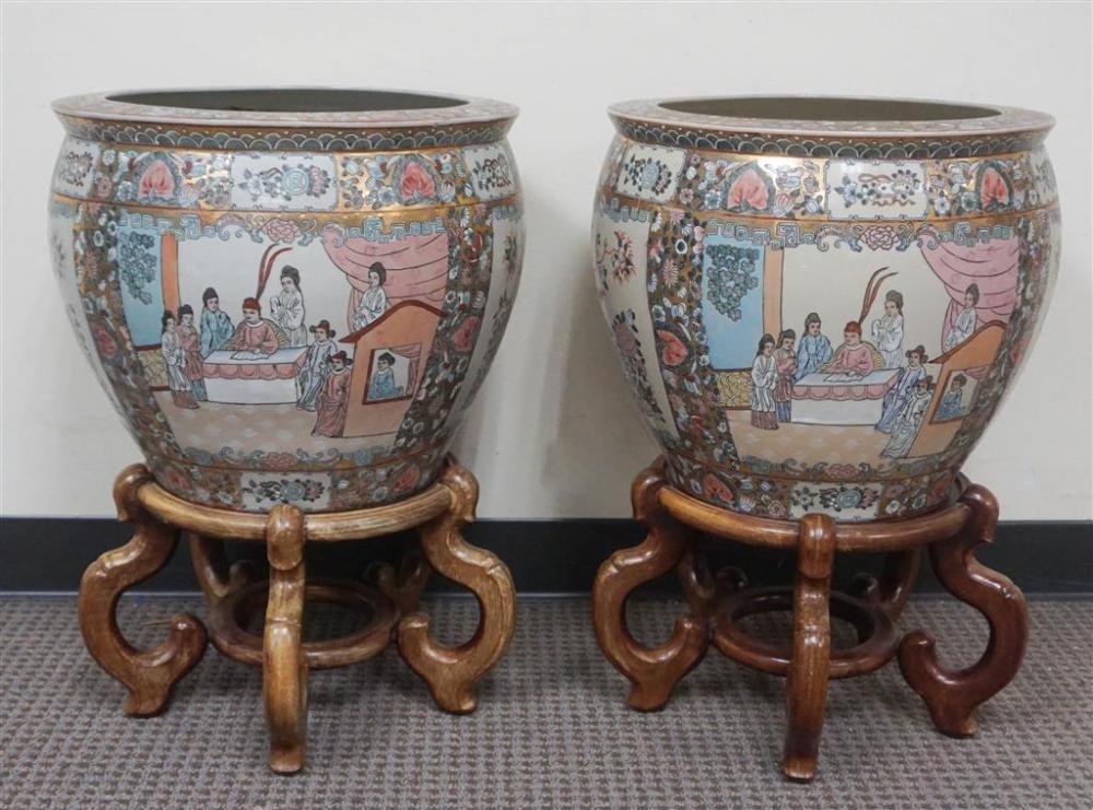 PAIR CHINESE ROSE MEDALLION JARDINIERES FISHBOWLS 32a18e